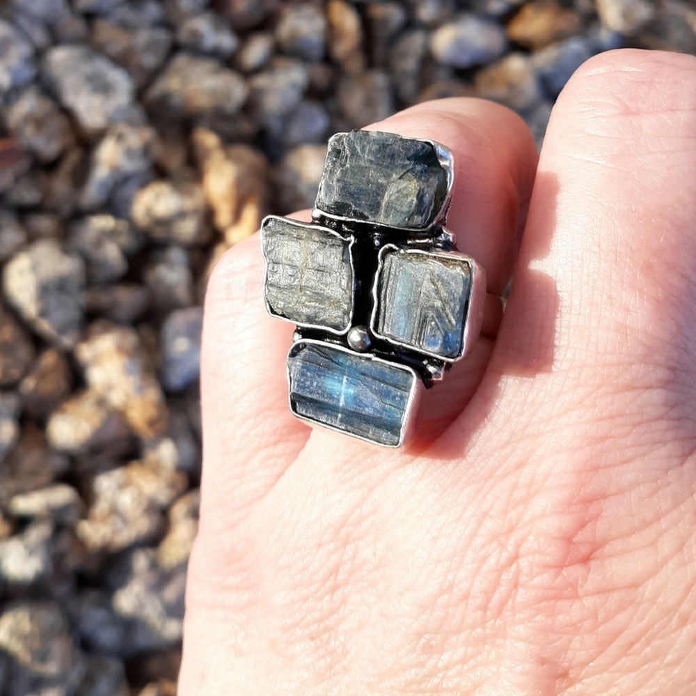 New Natural Kyanite 925 Silver Ring.